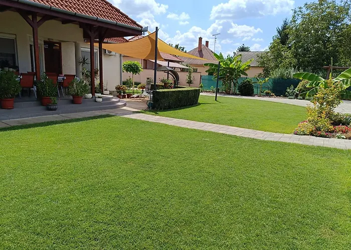Nemeti Apartmanhaz *