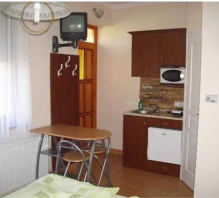 Nemeti Apartmanhaz